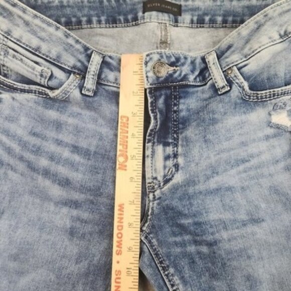 Silver Jeans Co Elyse Capri Jeans Womens 31 Light Wash Distressed Denim Stretch - Picture 5 of 9